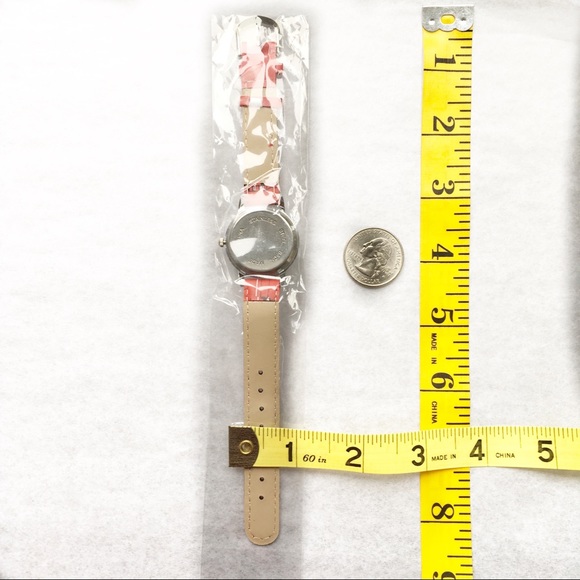 Spider-Man Superhero NEW Kids Quartz Watch Red - Picture 6 of 7